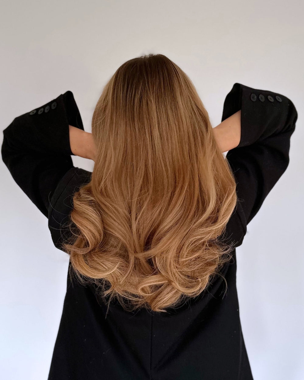 The final results after using BHBD's heatless curls kit